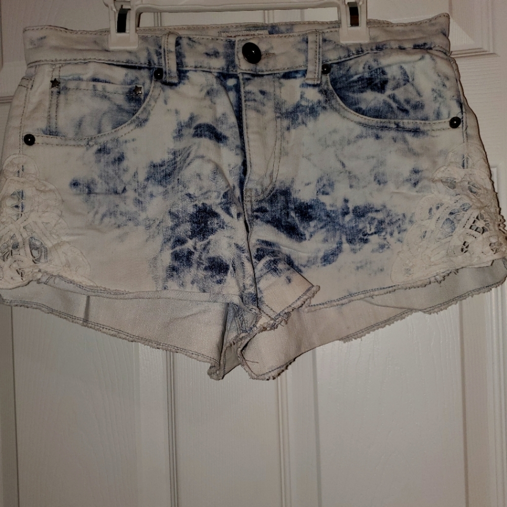 Mudd Juniors Size 9 shorts